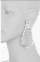 Load image into Gallery viewer, Crystal Drop Earrings
